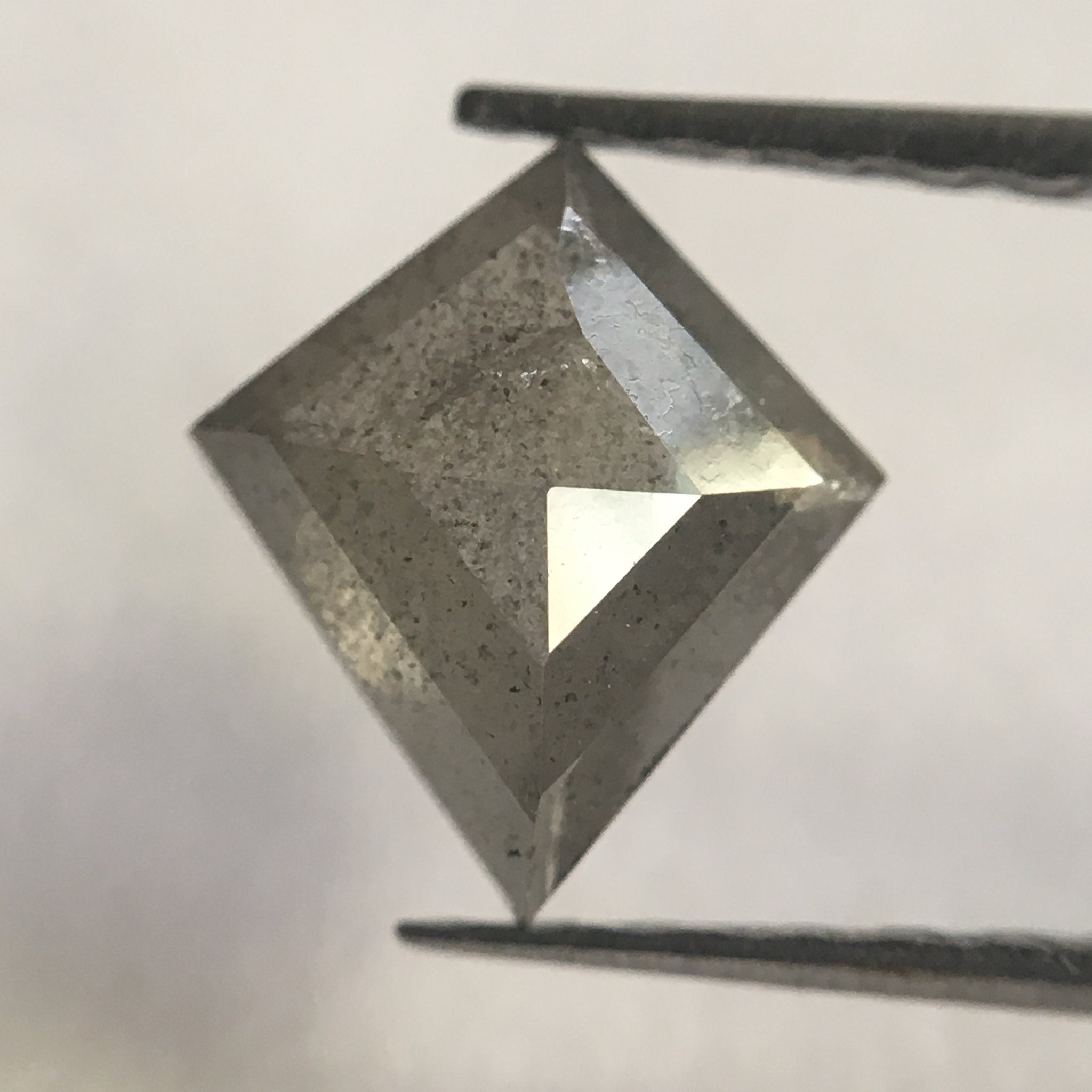 1.22 Ct 8.45 mm X 7.05 mm Fancy Grey Color geometric shape Natural Loose Diamond, Kite Shape Fancy Light grey Diamond Use For Sale SJ28/07