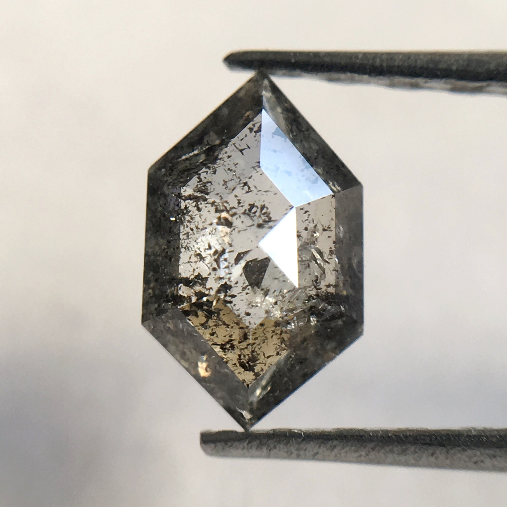 0.33 Ct Hexagon shape 6.39 mm X 3.95 mm X 1.80 mm natural loose diamond/Fancy Grey Color Hexagon Cut loose diamond SJ33/28