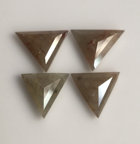 1.10 Ct Fancy Color Triangle shape Natural Loose Diamond 4 Pcs, 4.60 to 4.89 mm Excellent Natural Loose Diamond quality SJ41/29