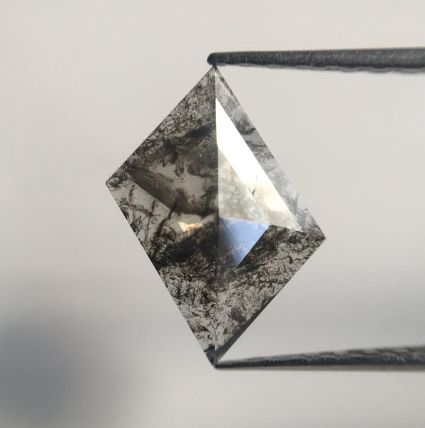 0.96 Ct 11.28 mm X 8.46 mm X 1.90 mm Fancy Grey Color parallelogram shape Natural Loose Diamond,  geometric Shape grey Diamond AJ14/90