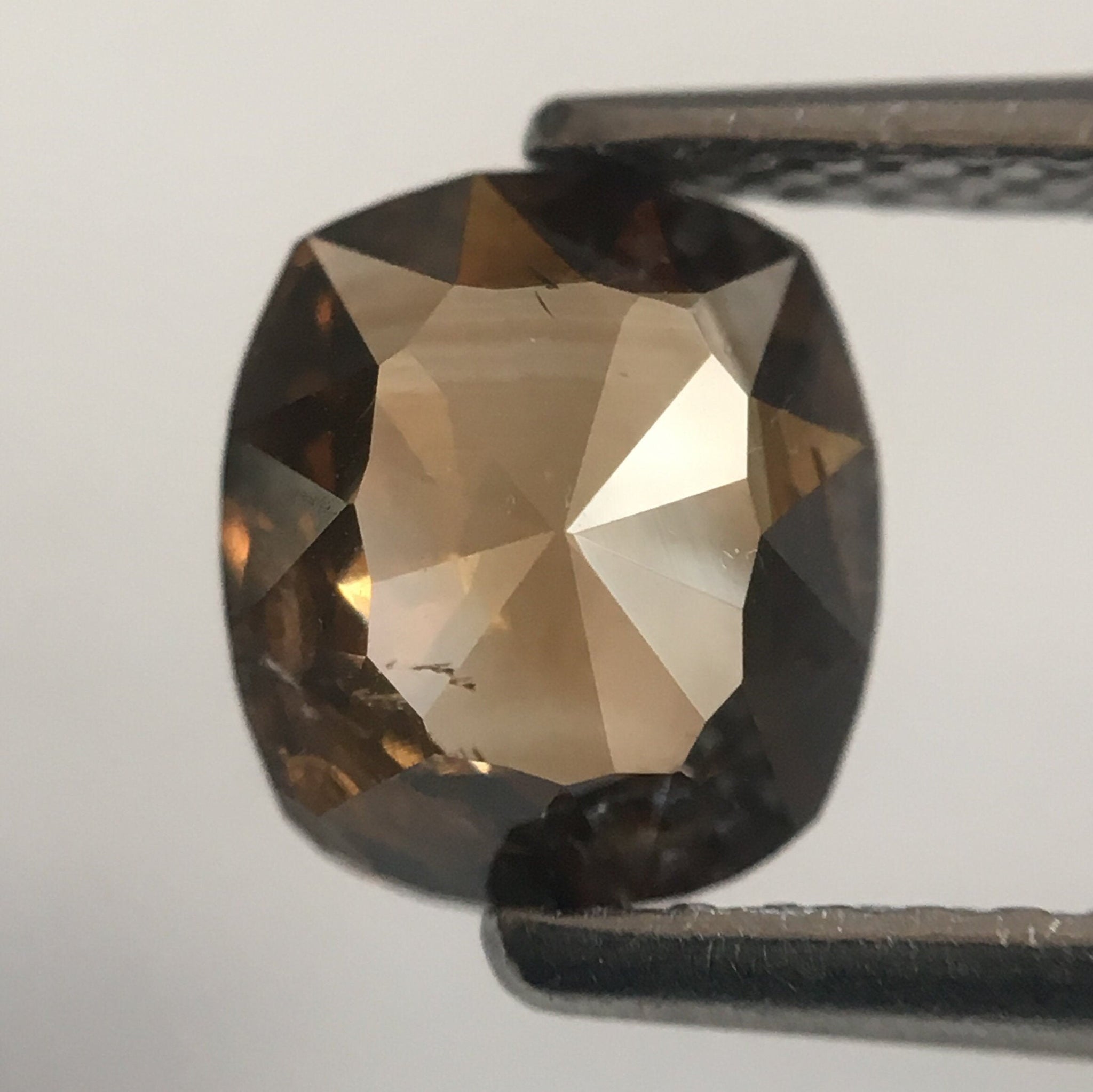 0.95 Ct Oval Brown Natural Loose Diamond 6.98 mm X 6.17 mm X 2.42 mm Natural Loose Diamond SJ48/08