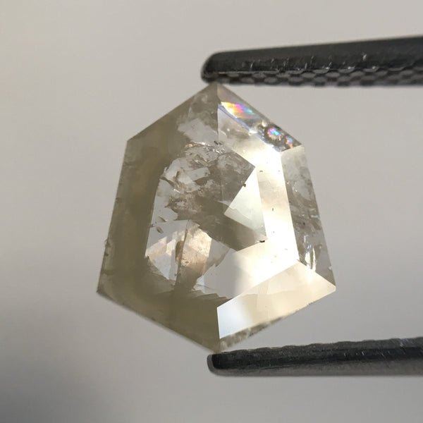 0.93 Ct Hexagon Shape Gray Color Natural Loose Diamond, 8.96 mm x 7.61 mm X 1.66 mm Geometry Shape Natural Loose Diamond SJ55/41