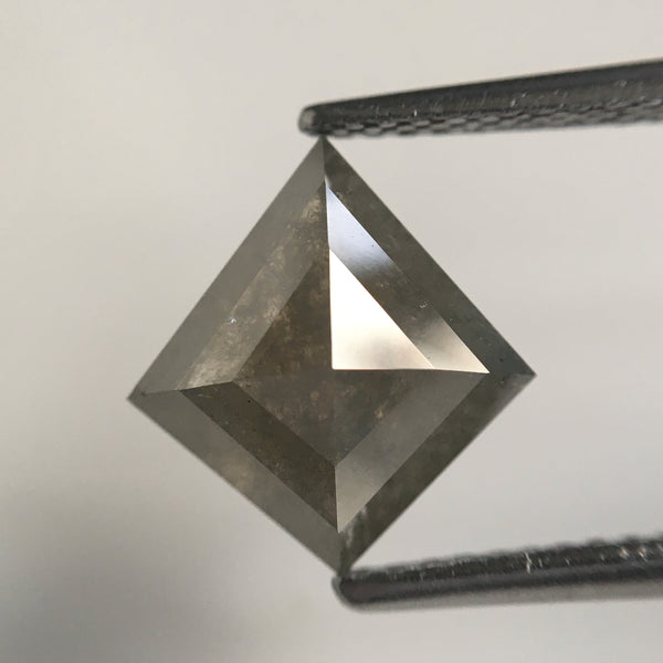 2.69 Ct Natural Loose Diamond Kite Shape, 10.55 MM X 9.72 MM X 4.42 MM Fancy Grey Color Geometric shape natural diamond for Jewelry SJ64/43