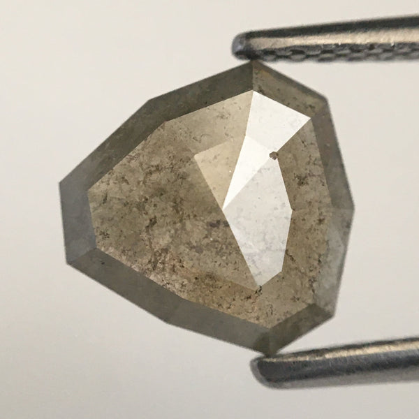 1.15 Ct Fancy Color 7.49 mm X 8.30 mm X 2.38 mm Geometric shape Natural Loose Diamond, Fancy Shape Natural Loose Diamond SJ08/13