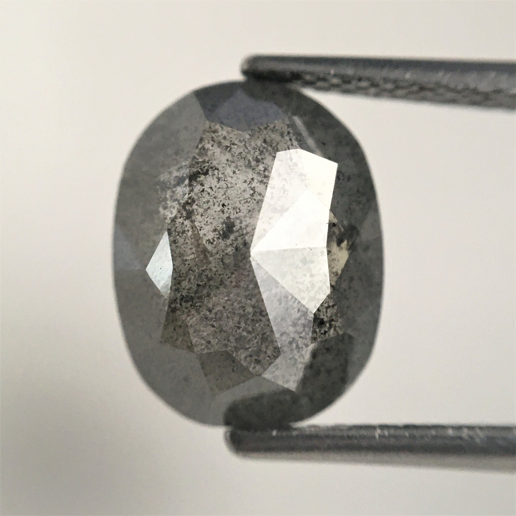 2.65 Ct Oval shape salt and pepper loose diamond, 10.78 MM x 8.45 MM x 3.45 MM oval rose cut grey color diamond, conflict free SJ71/01