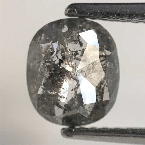 0.94 Ct Oval shape salt and pepper natural loose diamond, 7.31 x 6.30 x 2.20 mm Flat-Base Oval shape natural diamond SJ75/86