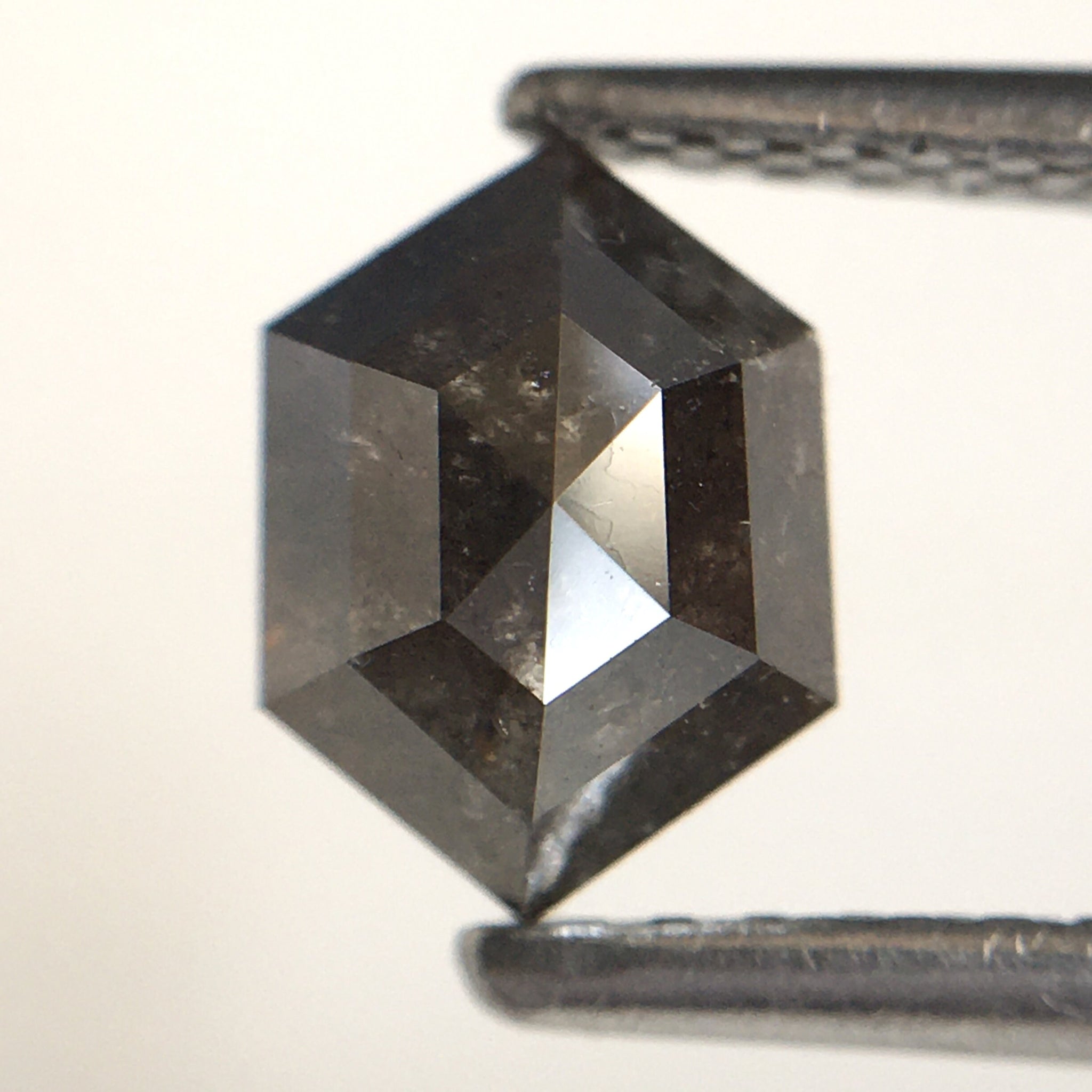 1.10 Carat Natural Loose Diamond Hexagon Shape 7.00 mm X 5.20 mm, Fancy Dark Grey Color Hexagon Cut loose diamond SJ20/19