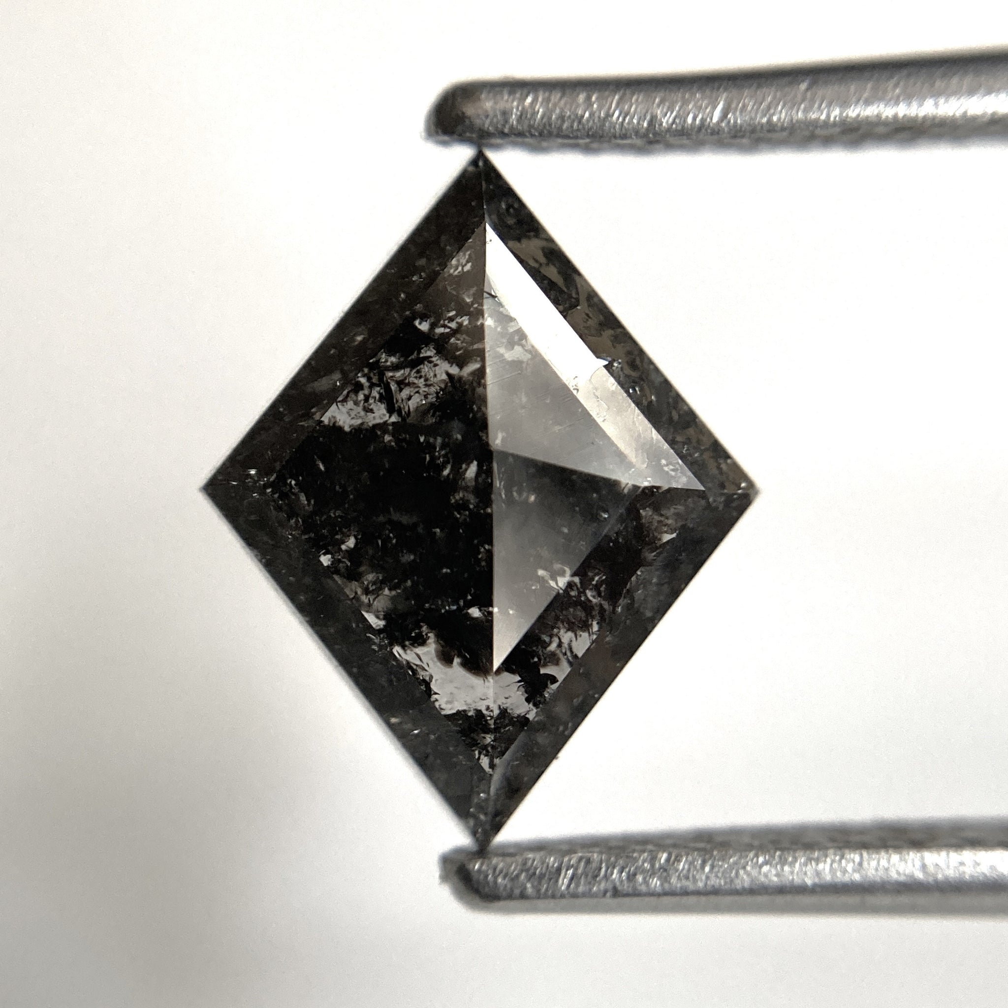 1.47 Ct Rhombus Kite shape Natural Loose Diamond Black Salt and Pepper, 10.52 mm x 8.53 mm x 2.51 mm Fancy Black Kite Shape Diamond SJ89-09