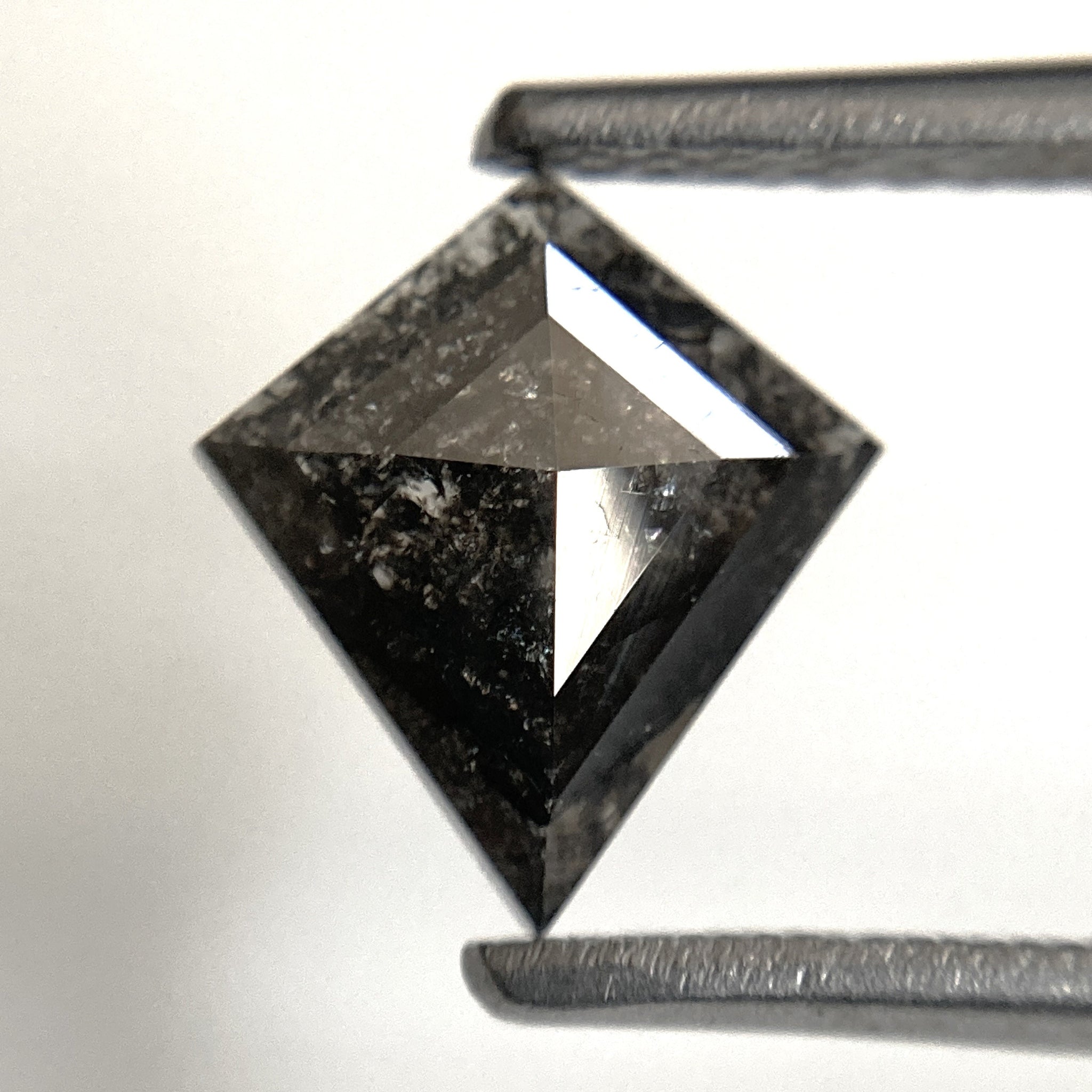 0.81 Ct Kite shape Natural Loose Diamond Black Salt and Pepper, 8.70 mm x7.78 mm x 1.91 mm Fancy Black Kite Shape Loose Diamond SJ89-20