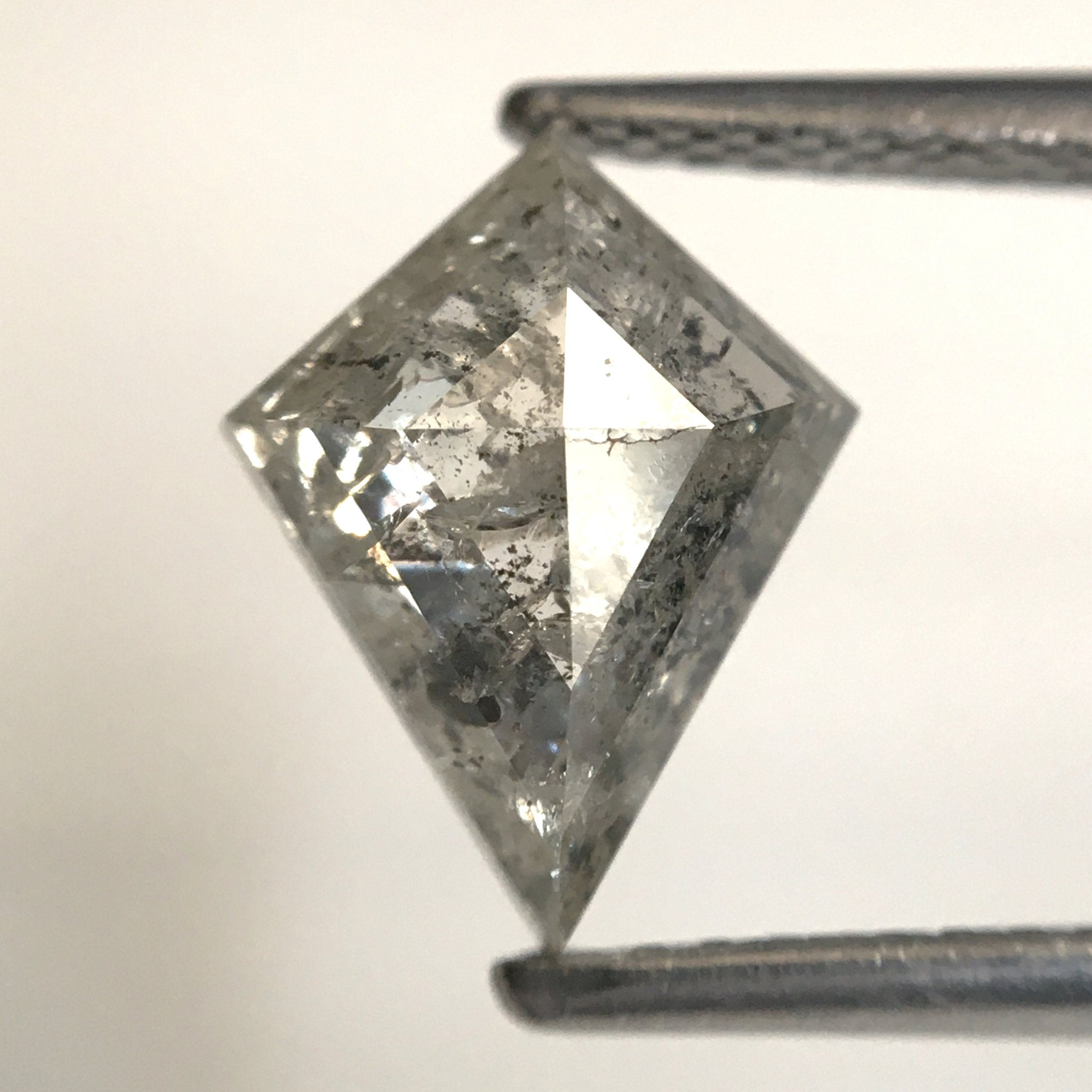 1.58 Ct Natural loose diamond Kite Shape Salt and Pepper, 10.00 mm x 7.79 mm x 3.27 mm Gray color Kite shape natural diamond, SJ76-157