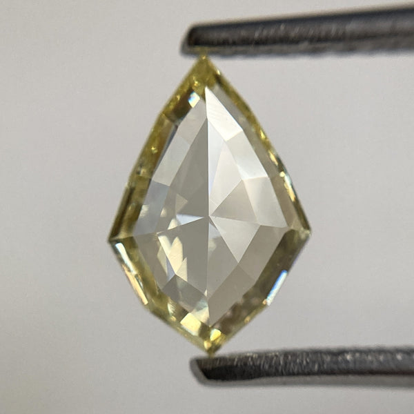 0.73 Ct Modified Pear shape Natural loose diamond, 8.97 mm x 6.10 mm x 2.10 mm Fancy light yellow natural diamond, SJStock-08