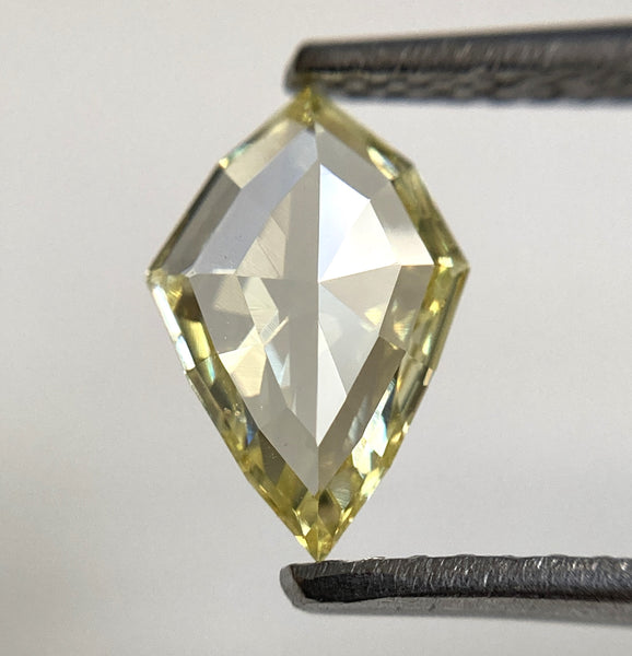 0.73 Ct Modified Pear shape Natural loose diamond, 8.97 mm x 6.10 mm x 2.10 mm Fancy light yellow natural diamond, SJStock-08