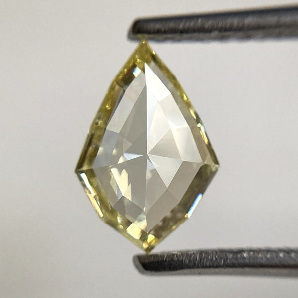 0.73 Ct Modified Pear shape Natural loose diamond, 8.97 mm x 6.10 mm x 2.10 mm Fancy light yellow natural diamond, SJStock-08