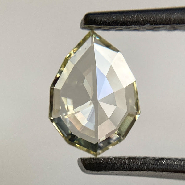 0.31 Ct Modified Pear cut Natural loose diamond, 6.94 mm x 5.01 mm x 1.13 mm Fancy light yellow SI natural diamond, SJStock-10