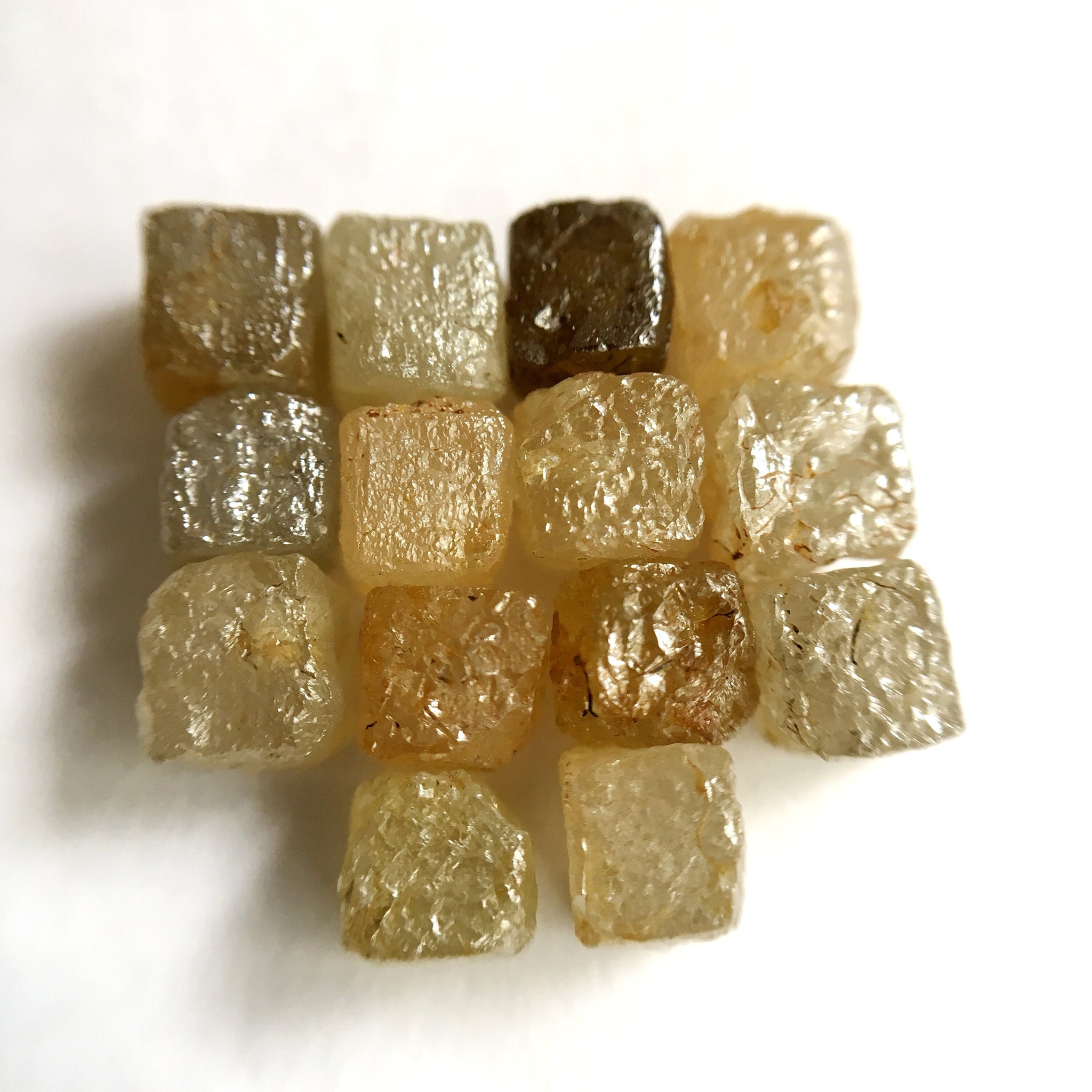 4.20 mm to 4.50 mm Size Natural Mix Color Conflict Free ! Cube Shape Loose Raw Rough Diamonds Lot ! 14 Pcs 11.66 Ct Lot Rough Cube Diamonds