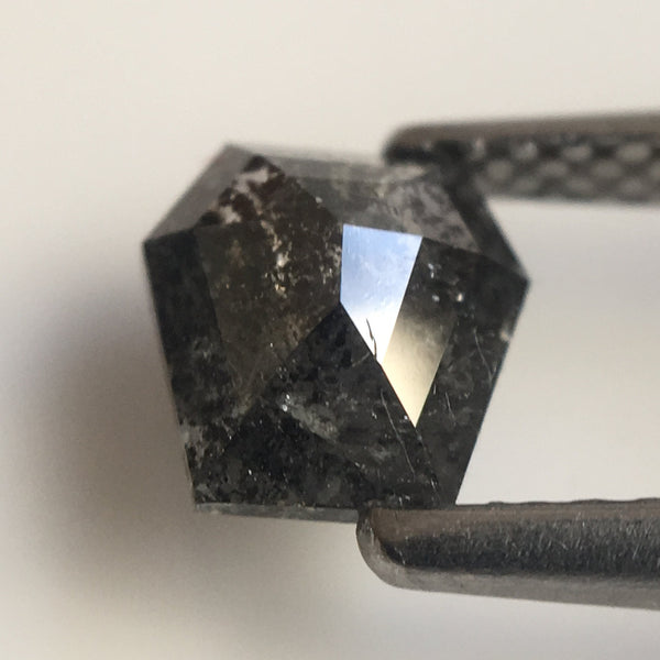 0.80 Ct Natural loose diamond geometric shape 6.10 mm X 5.75 mm Fancy salt and pepper, i3 Fancy shape brilliant dark grey diamond SJ20/22