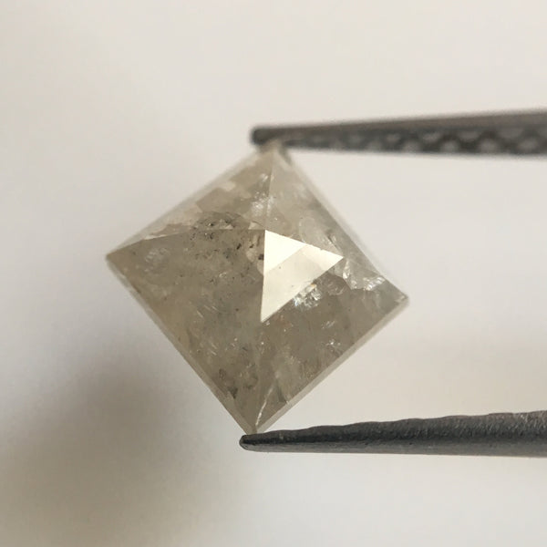 1.45 Ct Fancy Grey Color Kite shape Natural Loose Diamond, 9.33 mm X 8.33 mm X 3.47 mm Excellent Natural Diamond quality AJ01/08
