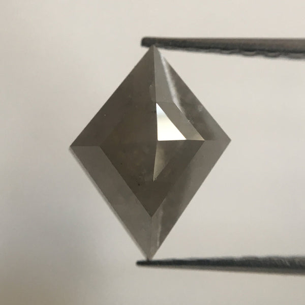 Natural Fancy grey Color 1.89 Ct Kite shape Loose Diamond 10.17 mm X 7.57 mm X 4.22 mm Excellent Diamond quality Use for Jewellery AJ01/07