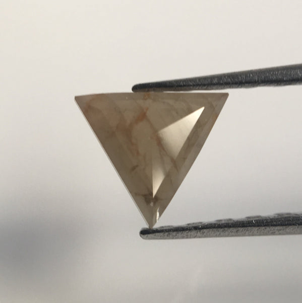 1.10 Ct Fancy Color Triangle shape Natural Loose Diamond 4 Pcs, 4.60 to 4.89 mm Excellent Natural Loose Diamond quality SJ41/29