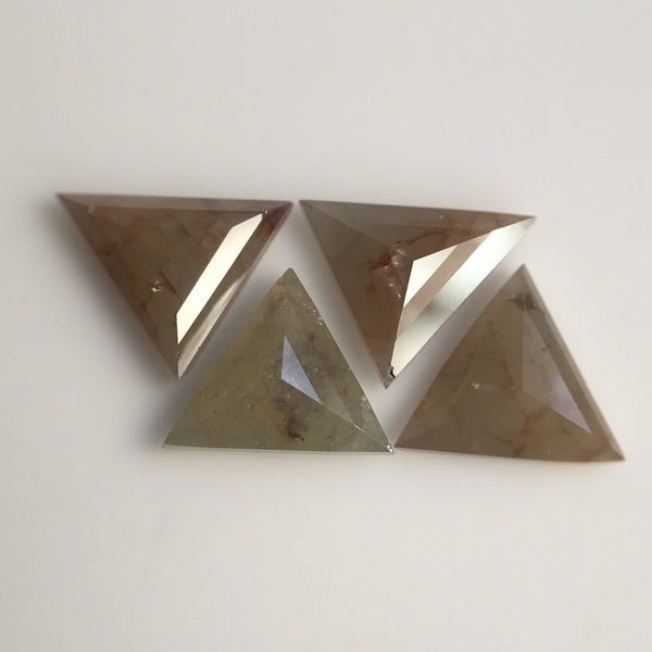 1.10 Ct Fancy Color Triangle shape Natural Loose Diamond 4 Pcs, 4.60 to 4.89 mm Excellent Natural Loose Diamond quality SJ41/29