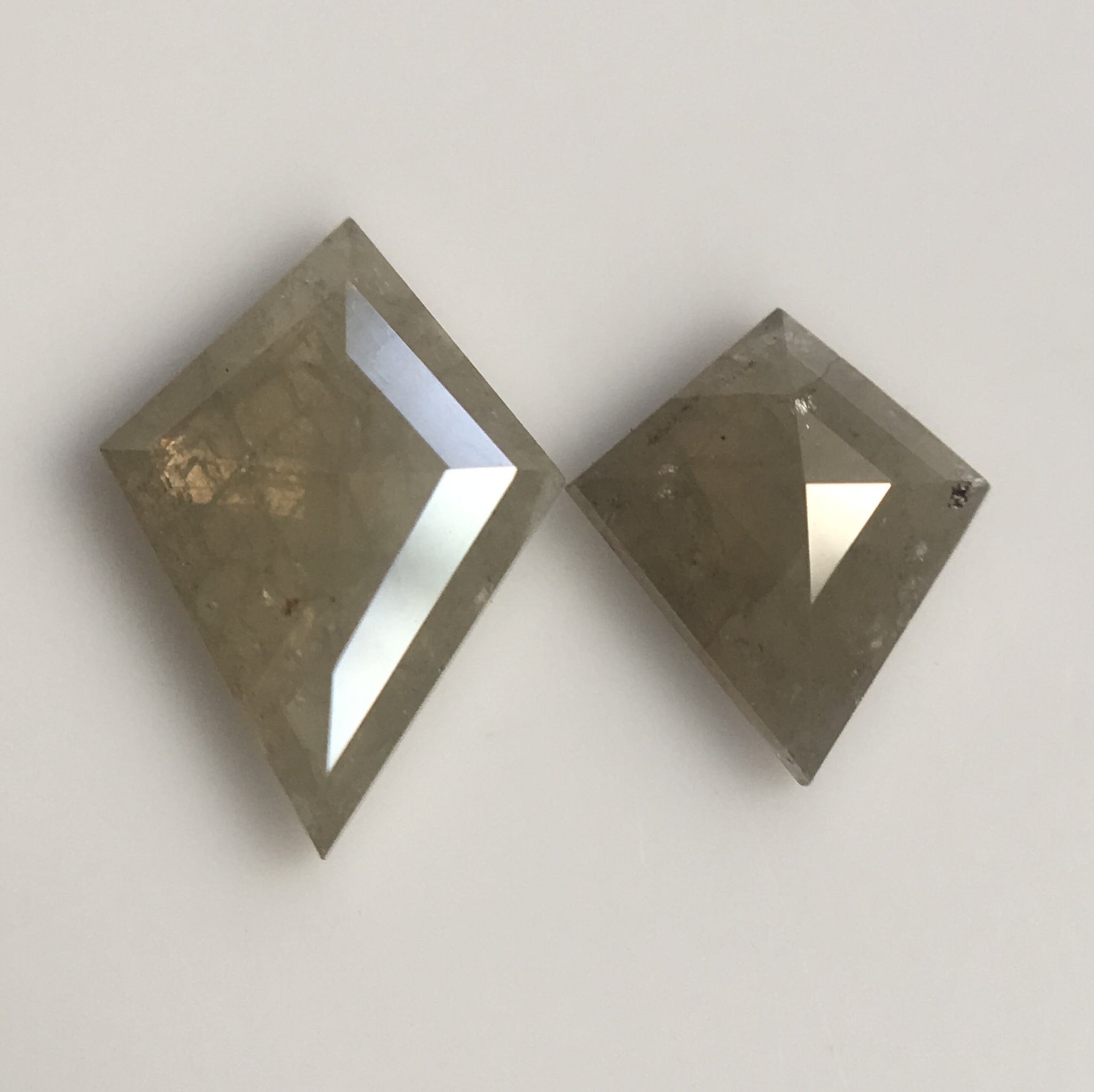 0.56 Ct Fancy Grey Color Kite Shape Natural Loose Diamond, 6.98 mm X 4.97 mm X 1.50 mm Excellent Natural Diamond quality SJ41/31