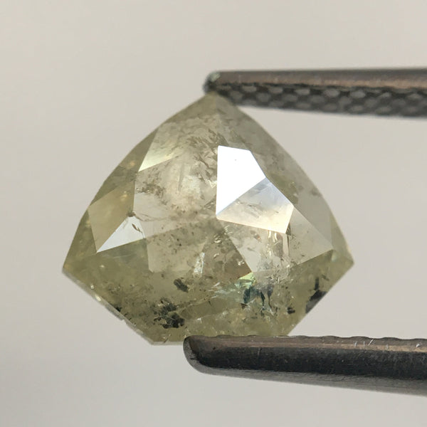 1.12 Ct Natural Light Green Geometric Diamond Shield Shape, 7.50 mm x 8.38 mm X 2.55 mm Natural Loose Diamond use for solitaire ring SJ50/41