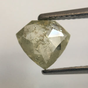 1.11 Ct Natural Light Green Geometric Diamond Shield Shape, 7.52 mm x 8.36 mm X 2.62 mm Natural Loose Diamond use for solitaire ring SJ50/43