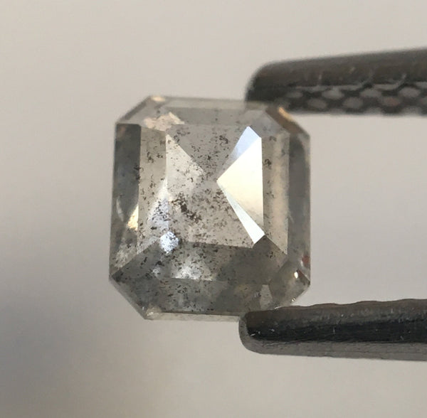 0.45 Ct 4.96 mm X 4.12 mm X 2.00 mm Fancy Grey Emerald Cut Natural Loose Diamond Excellent Diamond quality Use for Jewelry making SJ52/40