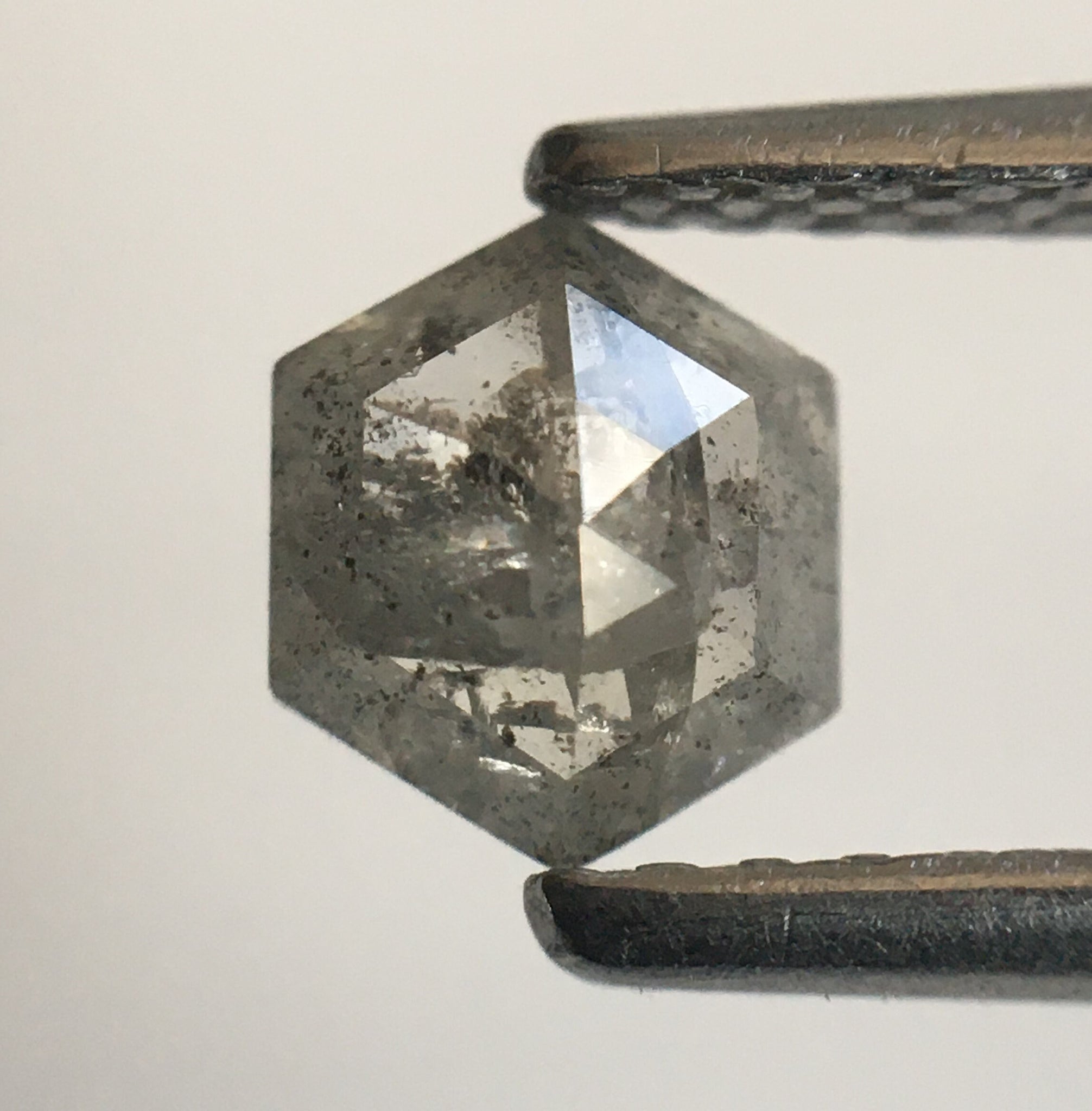 0.45 Ct Hexagon Shape Gray Color Natural Loose Diamond, 5.53 mm x 4.77 mm X 2.08 mm Geometry Shape Natural Loose Diamond SJ55/45