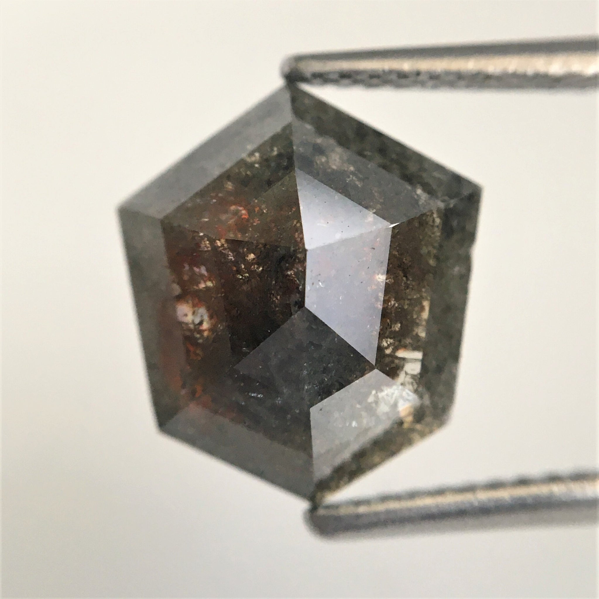 2.67 Ct Fancy Color Hexagon Cut Natural Loose Diamond 11.72 mm X 9.96 mm X 3.61 mm, Shield Shape Natural Diamonds Use for Ring SJ05/09