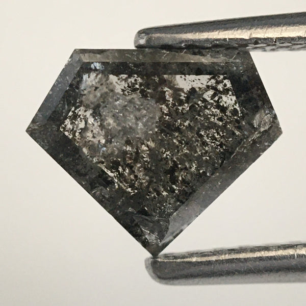 0.76 Ct Shield shape salt and pepper natural diamond, 6.35 mm x 7.85 mm x 1.89 mm Shield Shape Base flat grey & black diamond SJ71/75