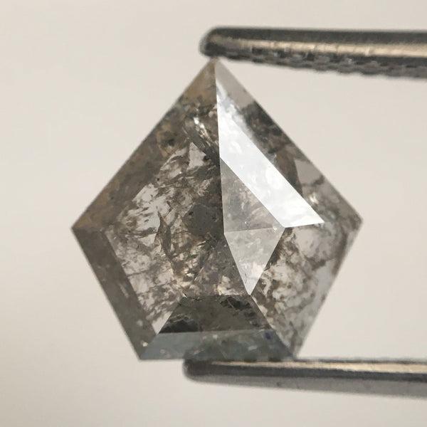 1.71 Ct Shield shape salt and pepper natural diamond, 9.76 mm x 9.46 mm x 2.53 mm Shield Shape Back side flat grey & black diamond SJ71/25