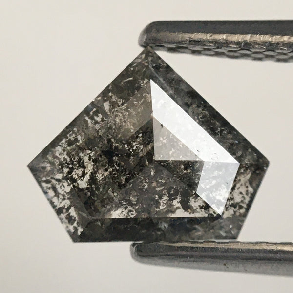 0.76 Ct Shield shape salt and pepper natural diamond, 6.35 mm x 7.85 mm x 1.89 mm Shield Shape Base flat grey & black diamond SJ71/75