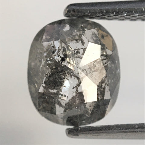 0.94 Ct Oval shape salt and pepper natural loose diamond, 7.31 x 6.30 x 2.20 mm Flat-Base Oval shape natural diamond SJ75/86