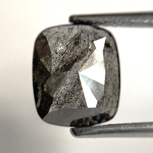 1.79 Ct Natural loose diamond Oval Shape Salt and Pepper, 9.18 x 7.94 x 2.37 mm Flat-Base Oval shape natural loose diamond SJ87-10