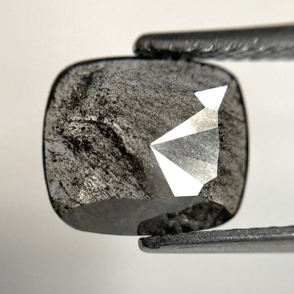 1.79 Ct Natural loose diamond Oval Shape Salt and Pepper, 9.18 x 7.94 x 2.37 mm Flat-Base Oval shape natural loose diamond SJ87-10