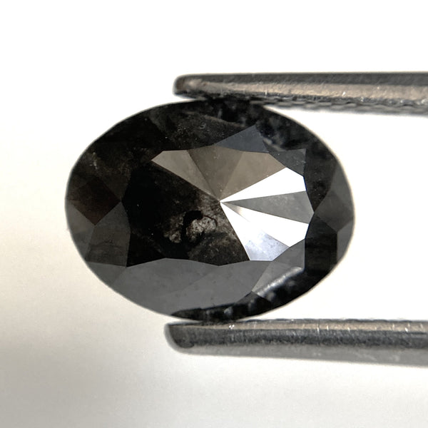 1.67 Ct Oval shape Natural Loose Diamond Black Salt and Pepper, 8.66 mm x 6.63 mm x 2.93 mm Fancy Black Oval Shape Loose Diamond SJ89-30